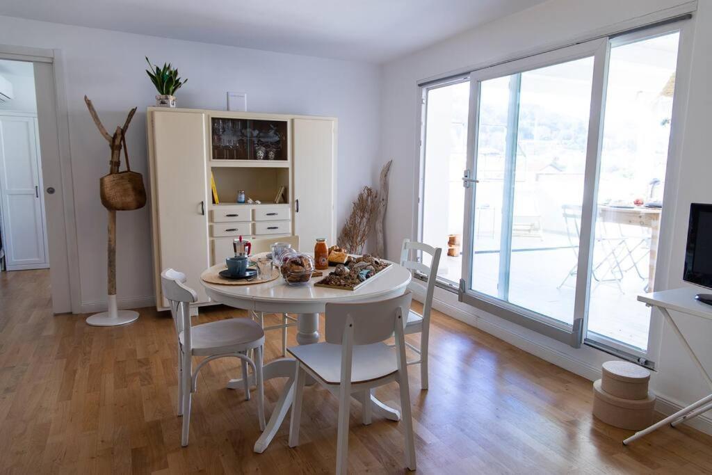 Zefiro Home Pesaro Zona Mare E San Bartolo By Yohome Bagian luar foto