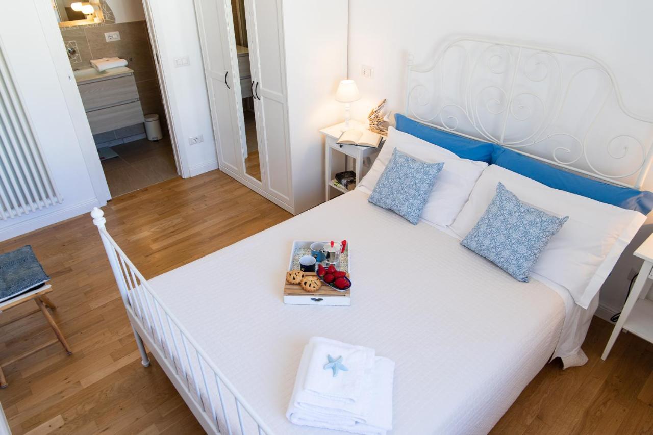Zefiro Home Pesaro Zona Mare E San Bartolo By Yohome Bagian luar foto