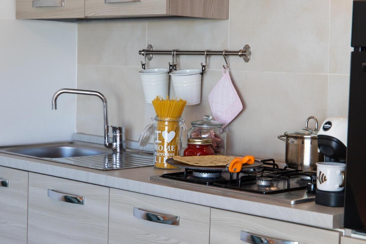Zefiro Home Pesaro Zona Mare E San Bartolo By Yohome Bagian luar foto